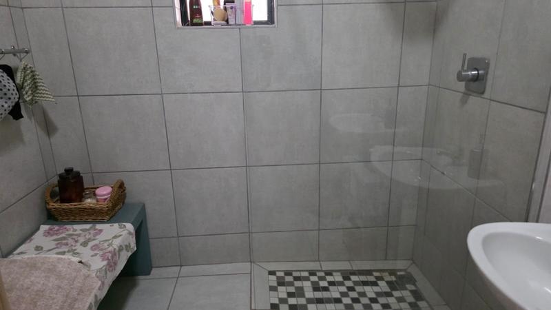 3 Bedroom Property for Sale in Albertinia Western Cape